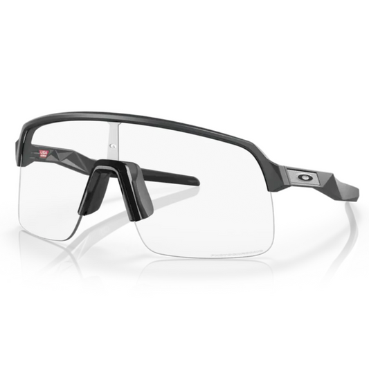 OAKLEY SUTRO LITE MTT CARBON W/CLEAR PHOTOCHROMIC LENSE